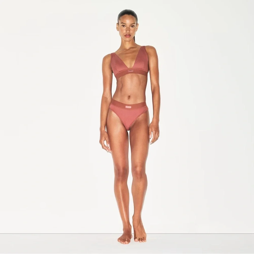 SKIMS Cotton Ribbed Plunge Bralette In Redwood- LARGE - Picture 2 of 6